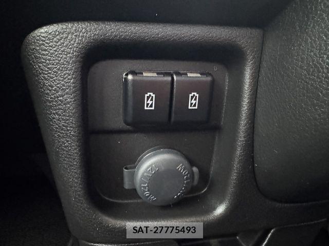 Mitsubishi DELICA 2021-03 7562048-11