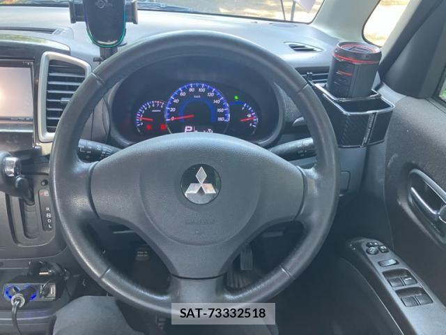 Mitsubishi DELICA 2011-07 7616188-14