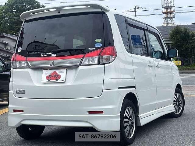 Mitsubishi DELICA 2011-09 7616185-2