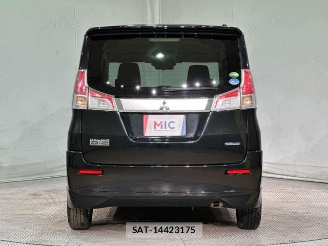 Mitsubishi DELICA 2017-03 7616187-5