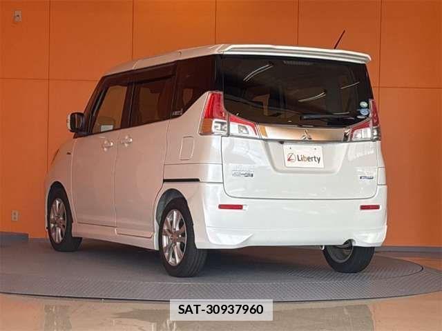 Mitsubishi DELICA 2016-12 7722723-13