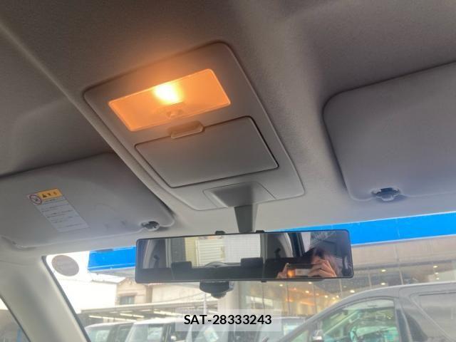 Mitsubishi DELICA 2012-01 7722724-20