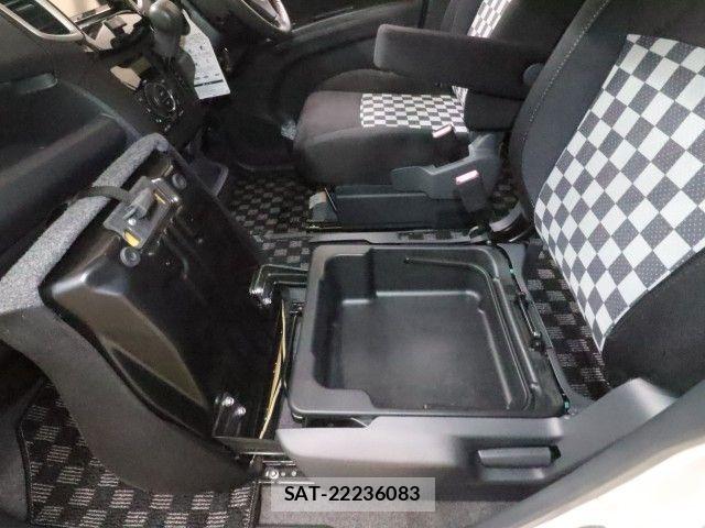 Mitsubishi DELICA 2012-02 7784329-6