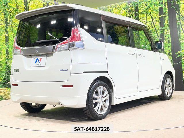Mitsubishi DELICA 2015-12 7979027-16