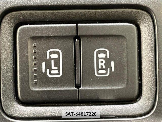 Mitsubishi DELICA 2015-12 7979027-4