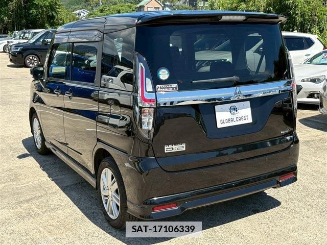 Mitsubishi DELICA 2023-12 7979025-14