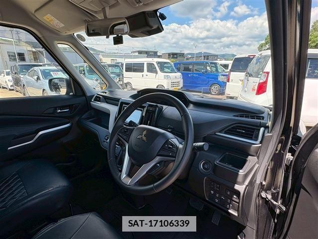 Mitsubishi DELICA 2023-12 7979025-17