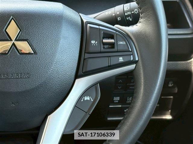Mitsubishi DELICA 2023-12 7979025-27