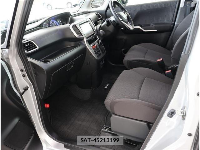 Mitsubishi DELICA 2020-09 8098870-15