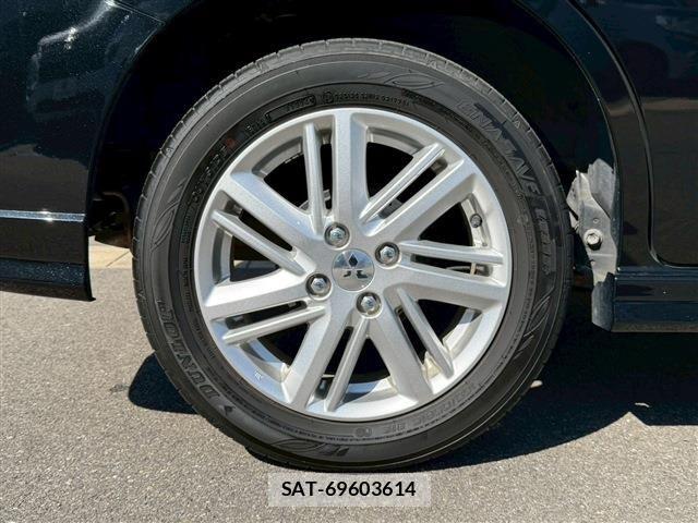 Mitsubishi DELICA 2024-04 8129784-10