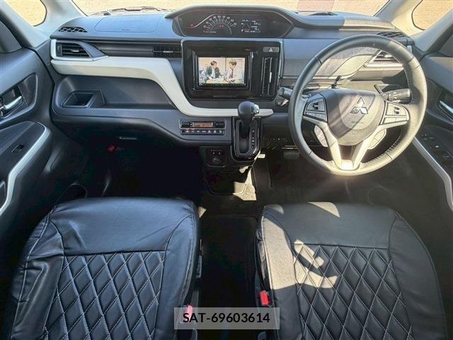 Mitsubishi DELICA 2024-04 8129784-13
