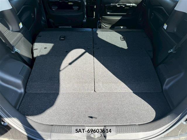 Mitsubishi DELICA 2024-04 8129784-16