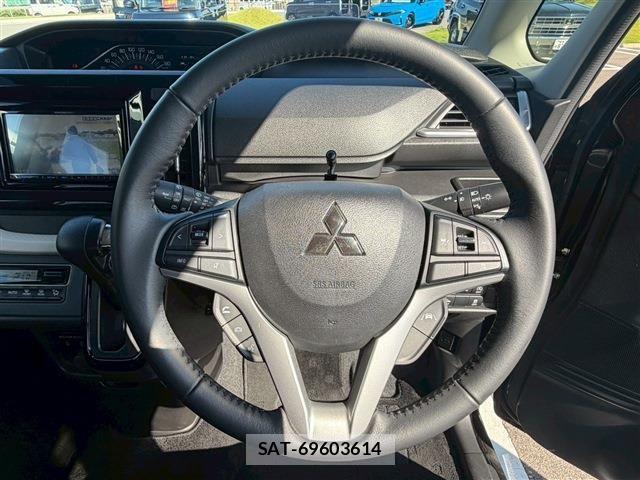 Mitsubishi DELICA 2024-04 8129784-17
