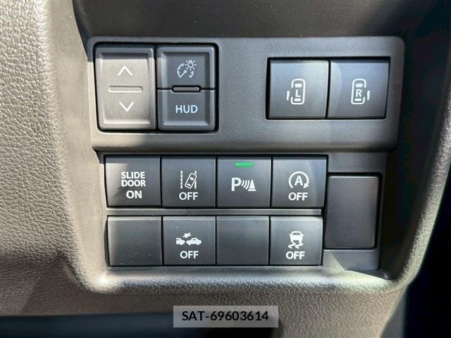 Mitsubishi DELICA 2024-04 8129784-27