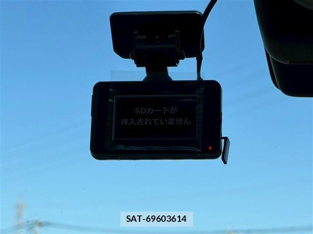 Mitsubishi DELICA 2024-04 8129784-29