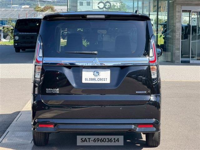 Mitsubishi DELICA 2024-04 8129784-6