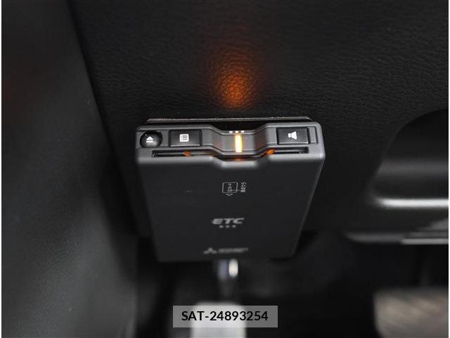 Mitsubishi DELICA 2023-12 8129785-9