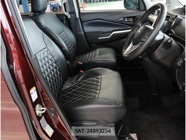 Mitsubishi DELICA 2023-12 8129785-12