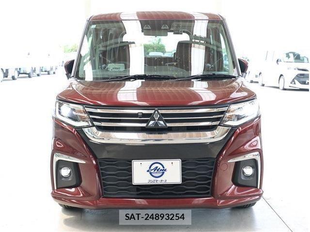 Mitsubishi DELICA 2023-12 8129785-19