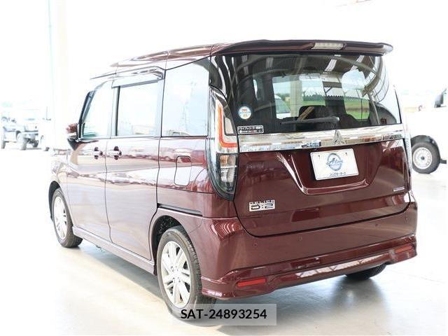 Mitsubishi DELICA 2023-12 8129785-22