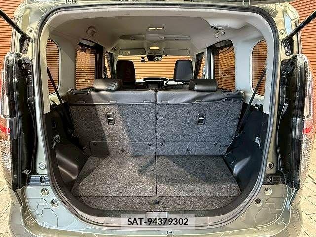 Mitsubishi DELICA 2024-04 8145721-12