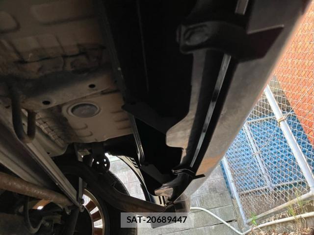 Mitsubishi DELICA 2011-10 8158306-11