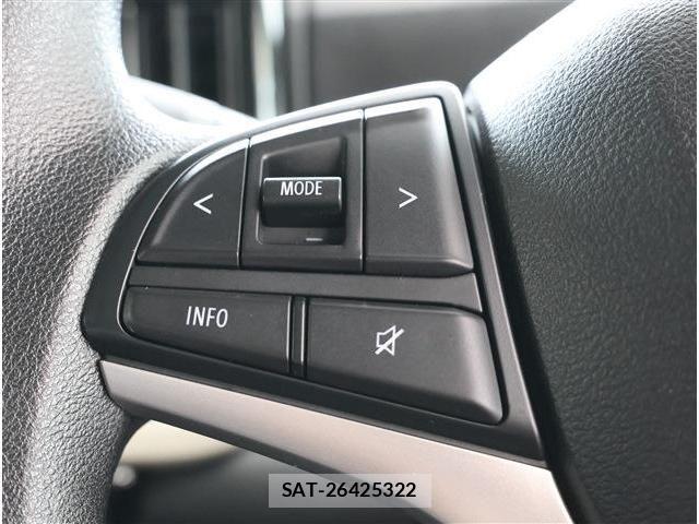 Mitsubishi DELICA 2024-05 8207284-12