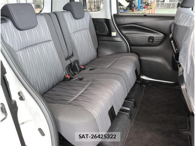 Mitsubishi DELICA 2024-05 8207284-15