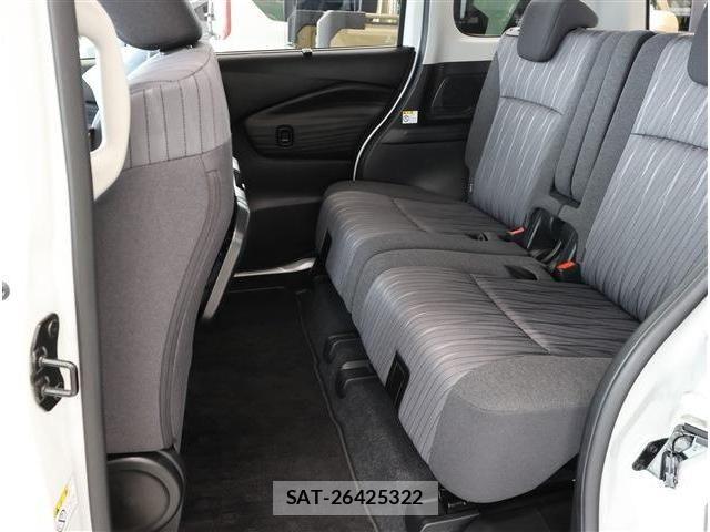 Mitsubishi DELICA 2024-05 8207284-17