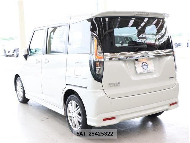 Mitsubishi DELICA 2024-05 8207284-24