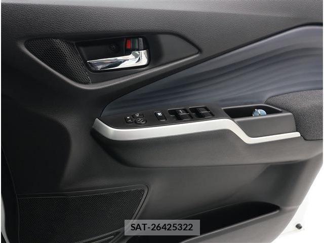 Mitsubishi DELICA 2024-05 8207284-5