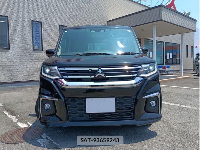 Mitsubishi DELICA 2024-03 8207285-1