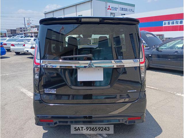 Mitsubishi DELICA 2024-03 8207285-5