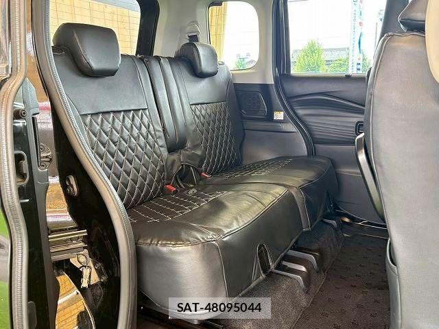 Mitsubishi DELICA 2023-12 8245040-11