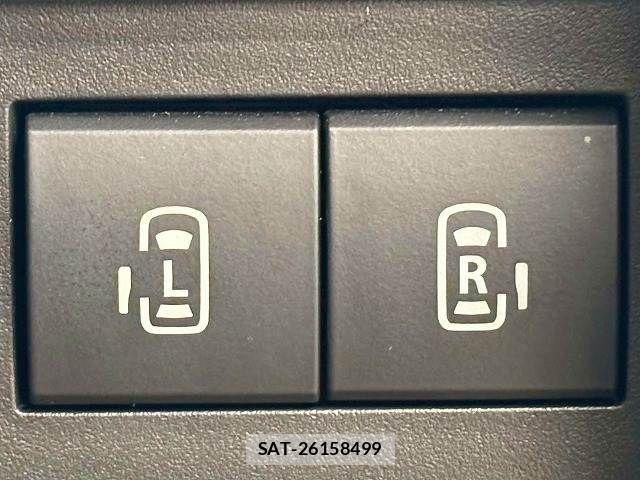 Mitsubishi DELICA 2023-12 8245042-9