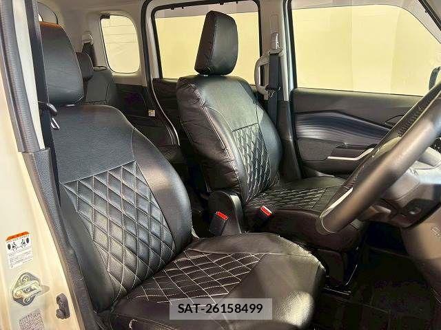 Mitsubishi DELICA 2023-12 8245042-10