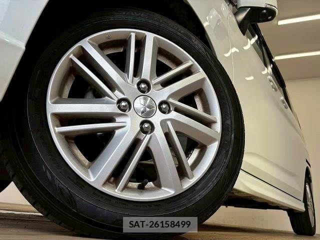 Mitsubishi DELICA 2023-12 8245042-18