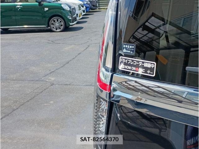 Mitsubishi DELICA 2024-03 8314198-23