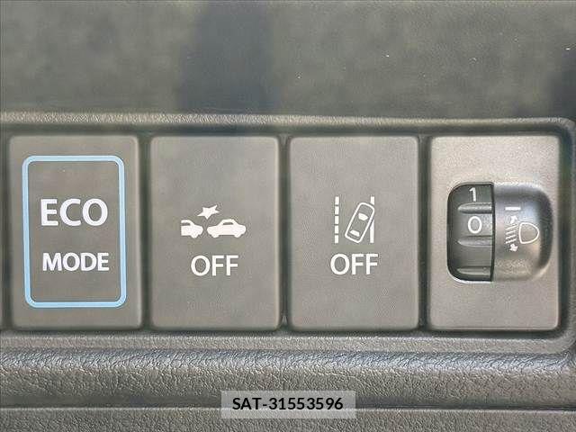 Mitsubishi DELICA 2017-09 8335580-4