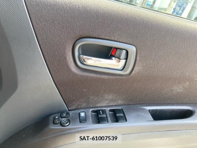 Mitsubishi DELICA 2011-11 8335581-14