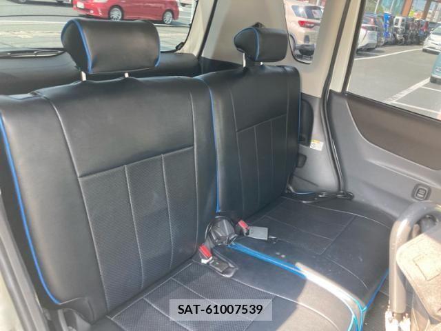Mitsubishi DELICA 2011-11 8335581-7