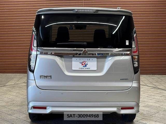 Mitsubishi DELICA 2024-03 8335579-15