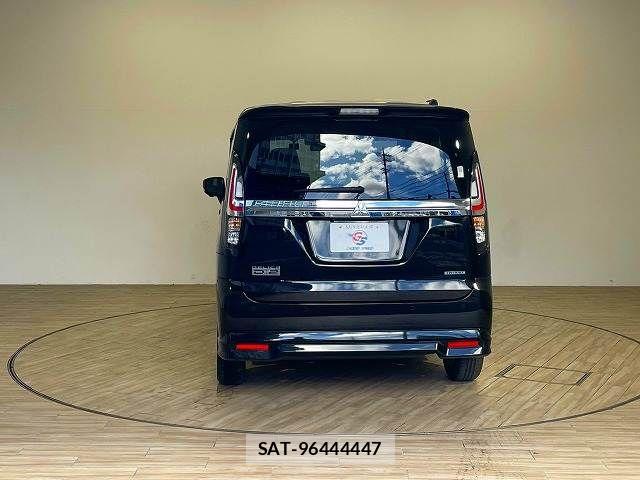 Mitsubishi DELICA 2024-01 8335577-15