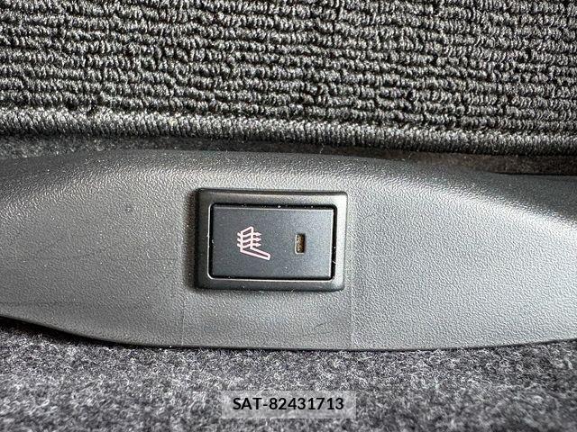Mitsubishi DELICA 2019-01 8335582-4