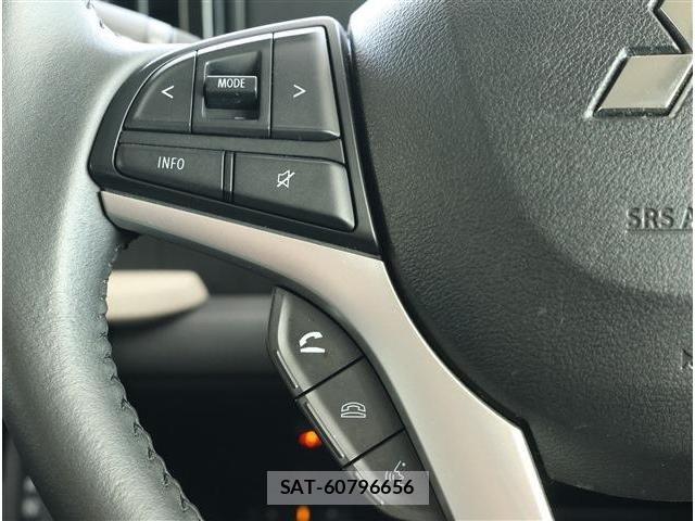 Mitsubishi DELICA 2024-01 8354312-13