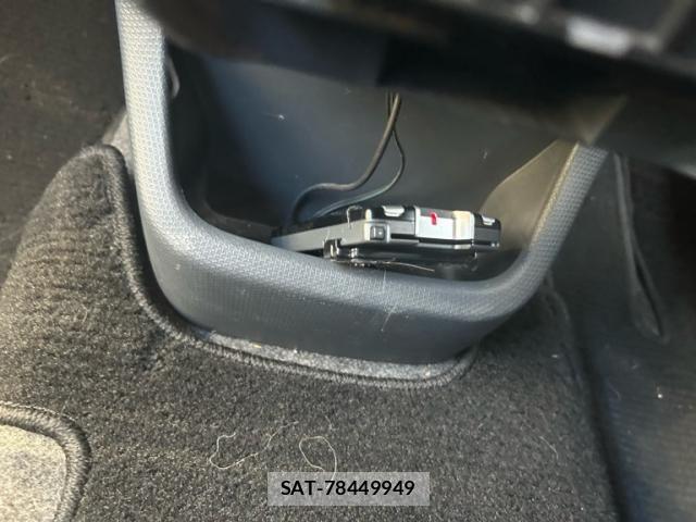 Mitsubishi DELICA 2011-06 8354311-20