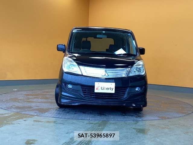 Mitsubishi DELICA 2012-01 8365583-9