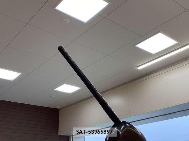 Mitsubishi DELICA 2012-01 8365583-17