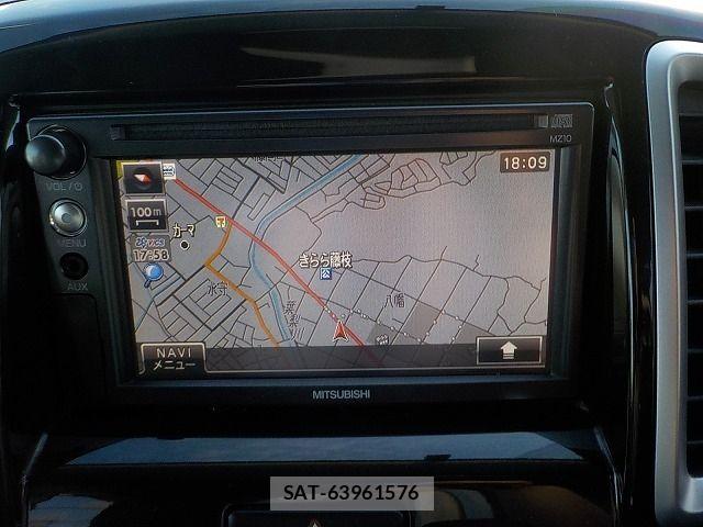 Mitsubishi DELICA 2011-04 8365582-13
