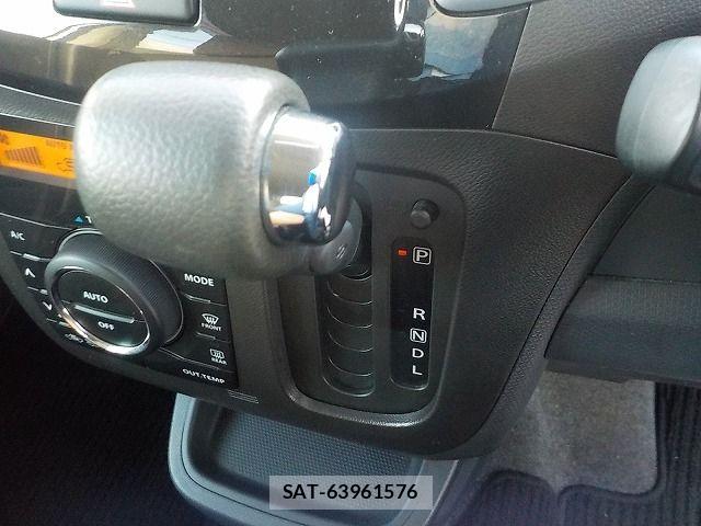 Mitsubishi DELICA 2011-04 8365582-16